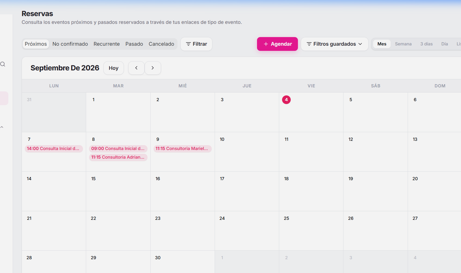 Vista mensual de reservas en WaclisCAL mostrando la cuadrícula del calendario